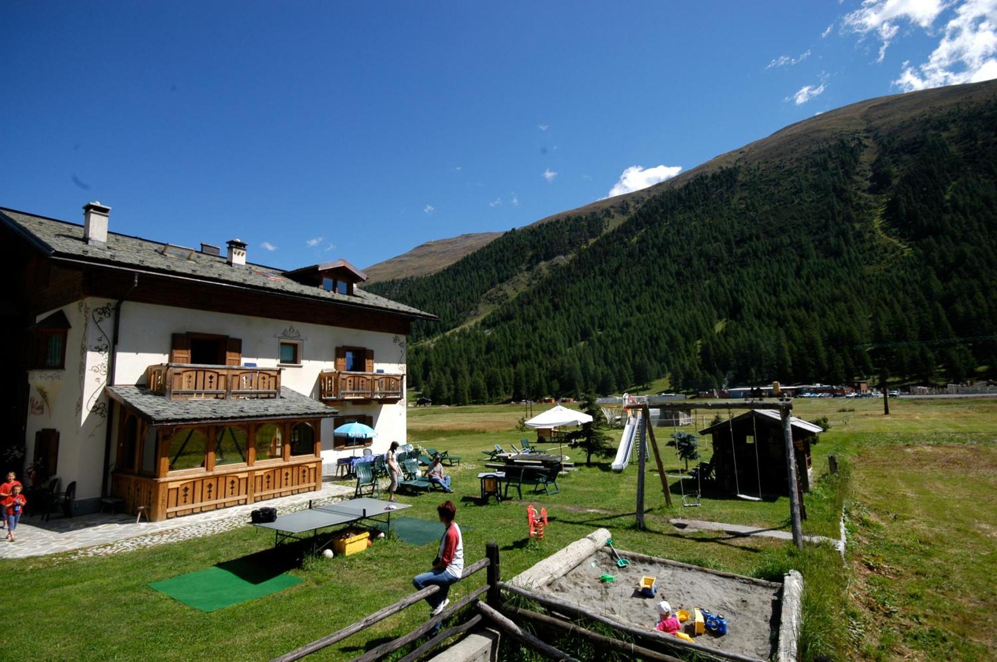 Art Apartments Casa Lapis Livigno Ngoại thất bức ảnh
